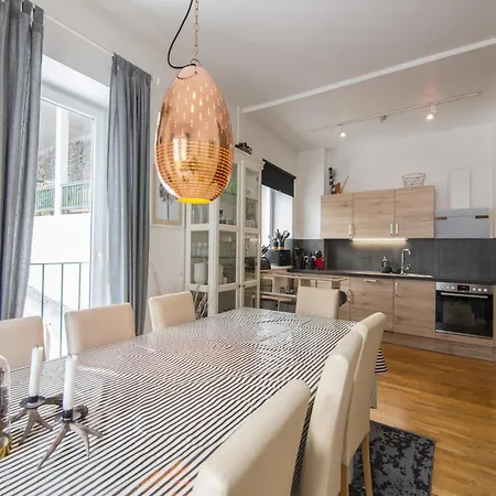 Apartment In Bad Gastein Near Ski Lift شقة باد جاستاين